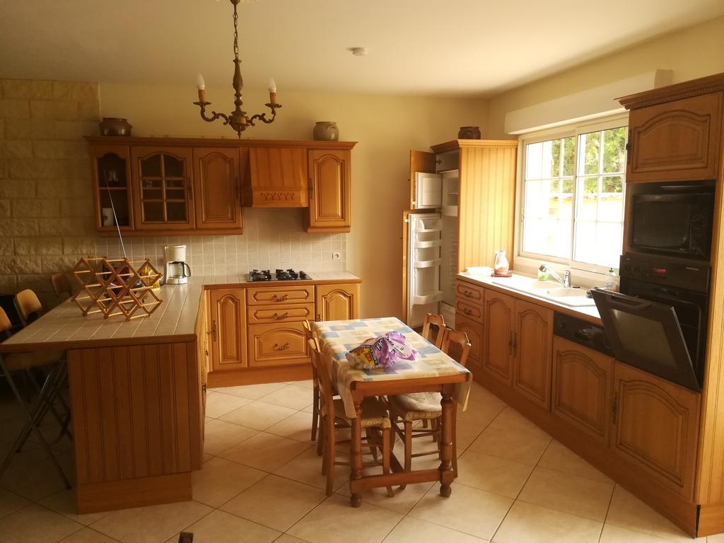 Gite Du Vignoble Sidky Lussac  Esterno foto